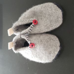 3/$18 - Infant shoes